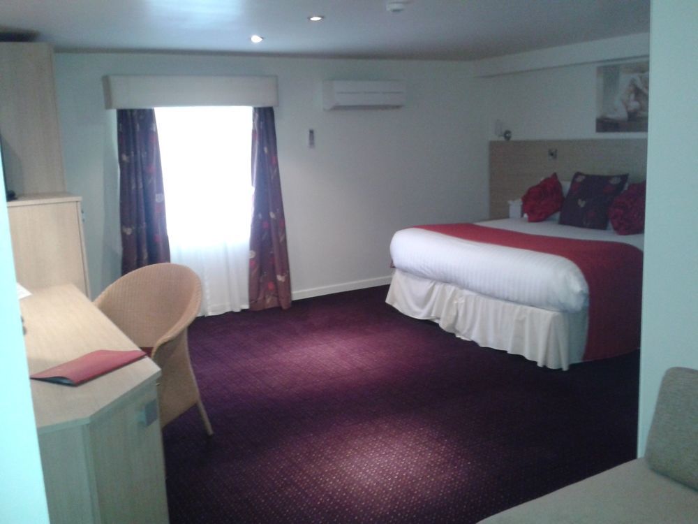 Waterfront Hotel Brighouse Dış mekan fotoğraf
