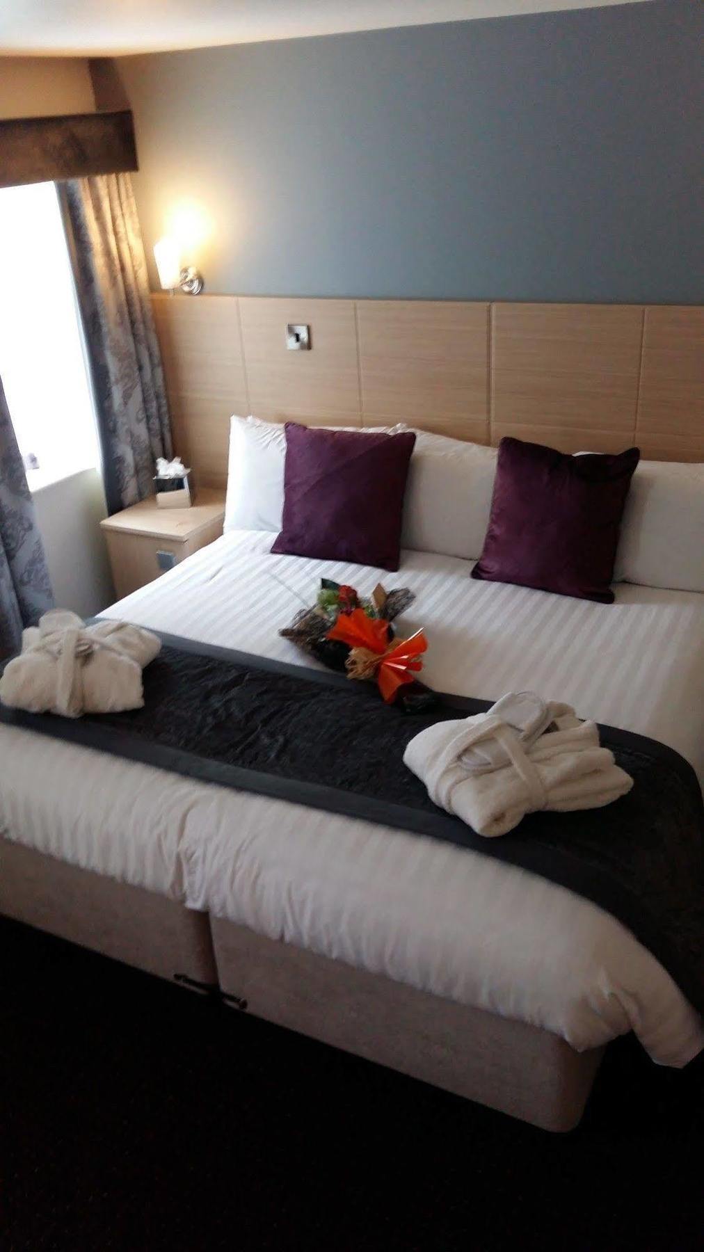 Waterfront Hotel Brighouse Dış mekan fotoğraf