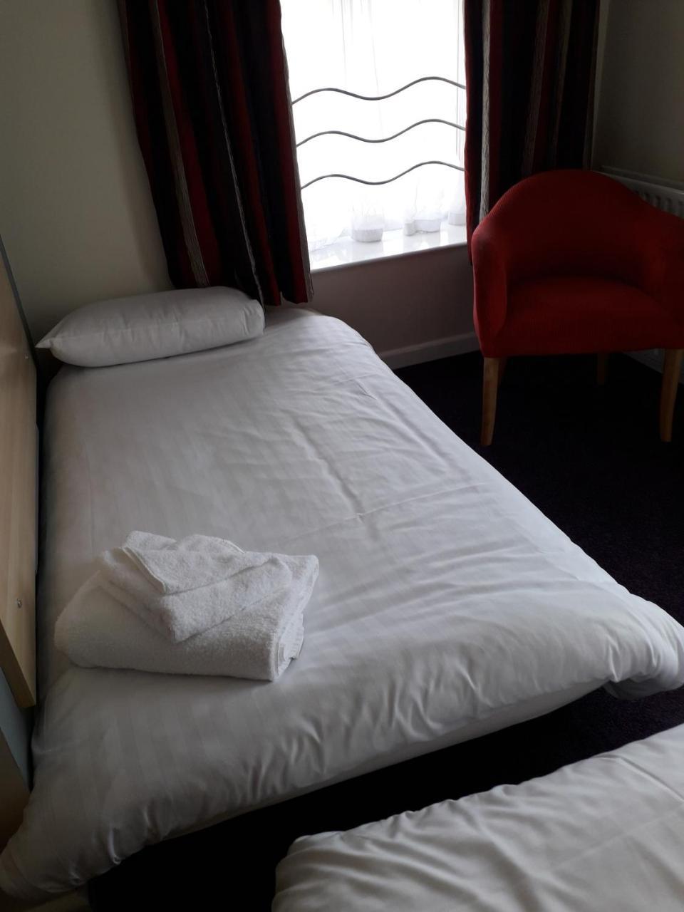 Waterfront Hotel Brighouse Dış mekan fotoğraf